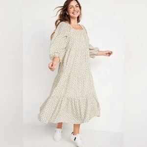 Old Navy Petite Long Sleeve Tiered Maxi Dress
